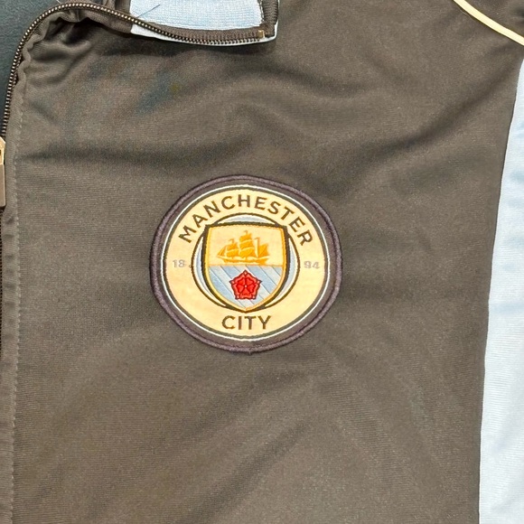 Manchester city track jacket - Picture 4 of 5